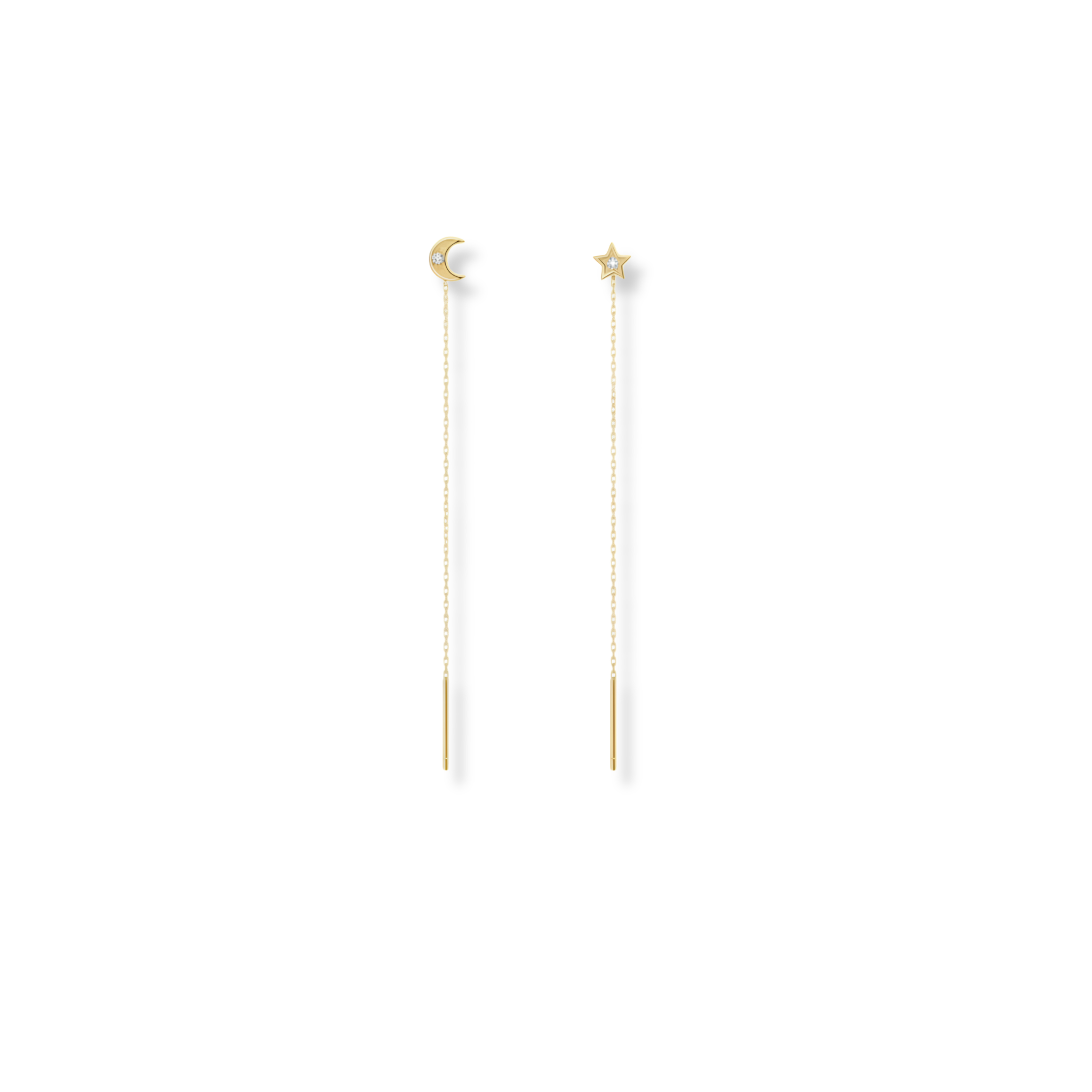 Boucles Leah Gold — threader asymétrique lune & étoile zircons en argent 925 plaqué or 18k. 48mm, résistantes à l'eau, hypoallergéniques. Poétique et inoubliable. vue produit
