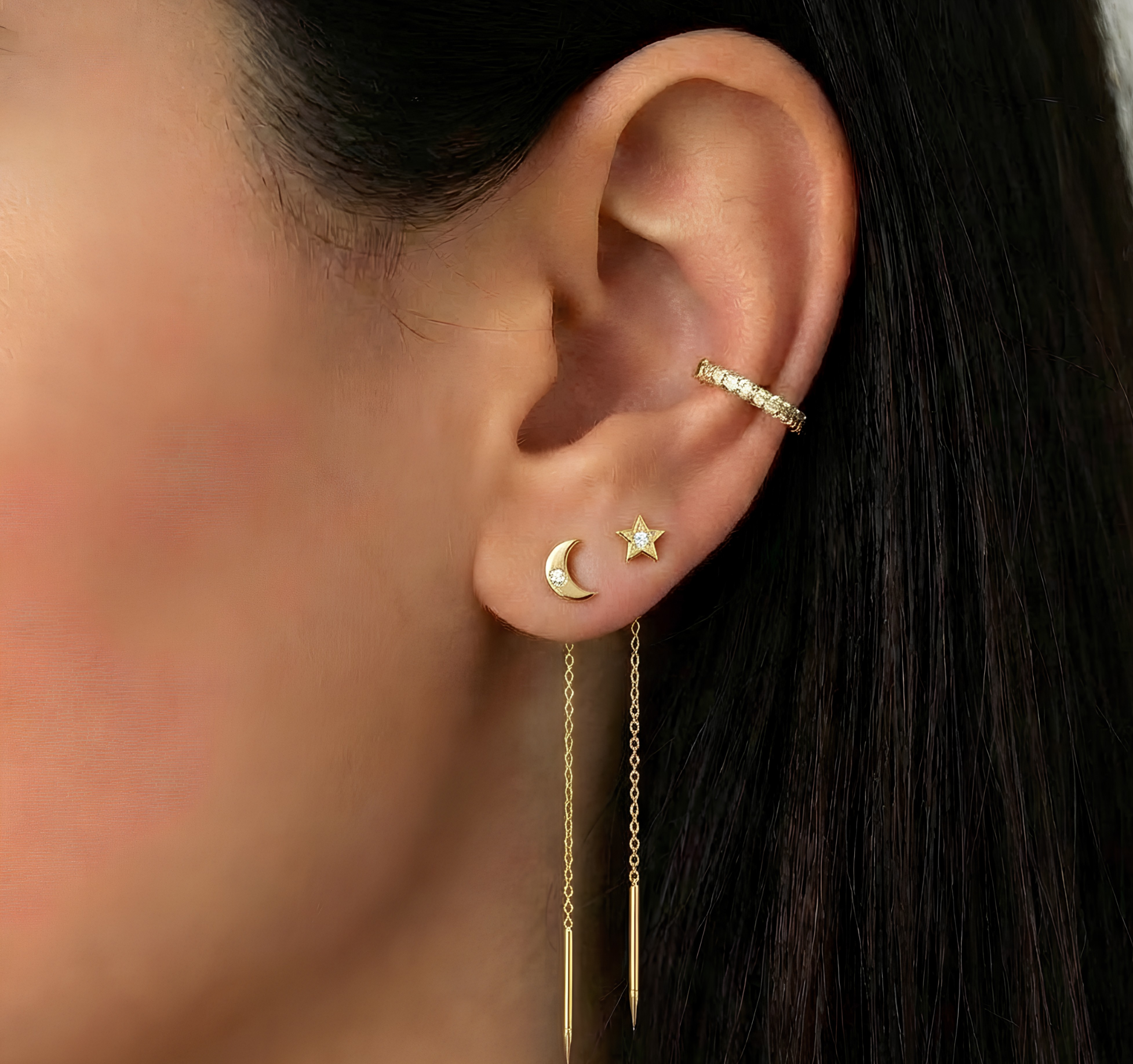 Leah Gold earrings — asymmetric moon & star threader with zirconia in 18k gold plated 925 silver. 48mm, water-resistant, hypoallergenic. Poetic & unforgettable