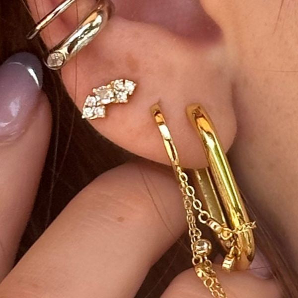 Bijoux Luxlab Collection en argent 925 plaqué or 18k et plaqué rhodium. zircons grade 5A. Mono boucle GOLDEN HOUR; puces d'oreilles MINI SPARK, earcuff MUSE silver, boucles d'oreilles HAILEY gold