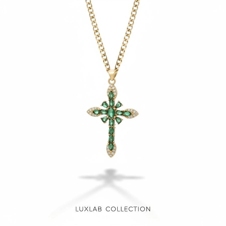 Collier croix Emerald Icon –Acier inoxydable PVD or 18 carats et Oxyde de zirconium vert - Luxlab Collection
