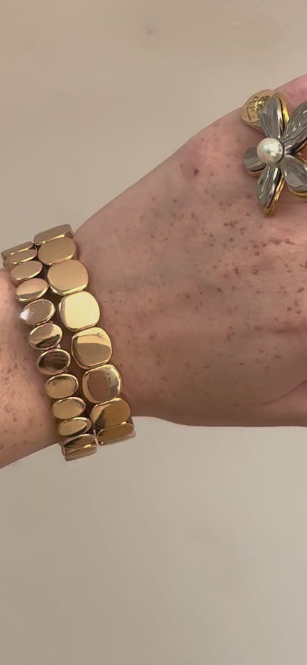 Bracelet Cleo porté avec le bracelet Rosé all day - Luxlab Collection